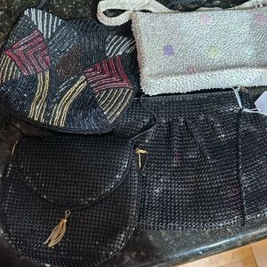 This is a lot of vintage hand beaded and metal mesh purses